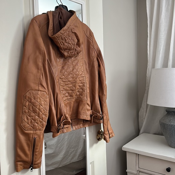 Brown Leather Jacket - Picture 2 of 7